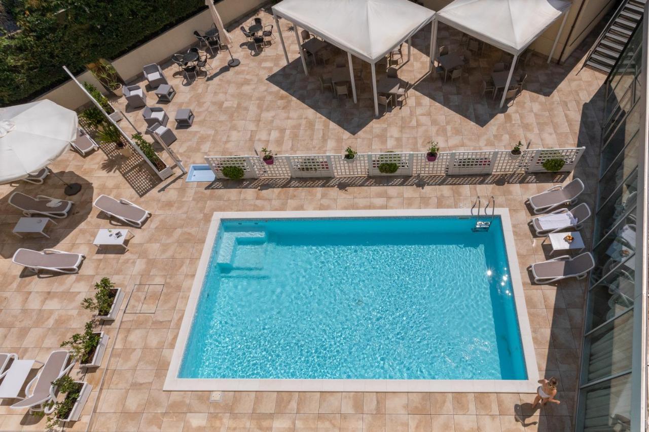 Hotel Concorde Camerano Esterno foto