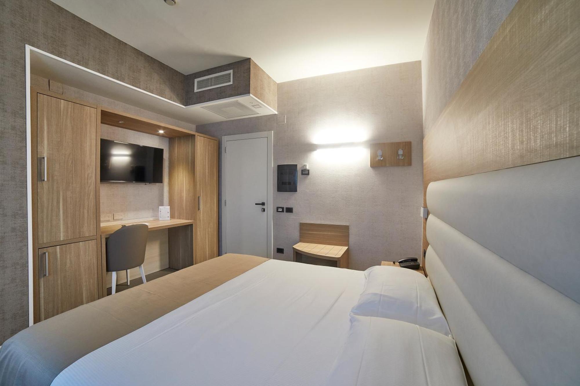 Hotel Concorde Camerano Camera foto