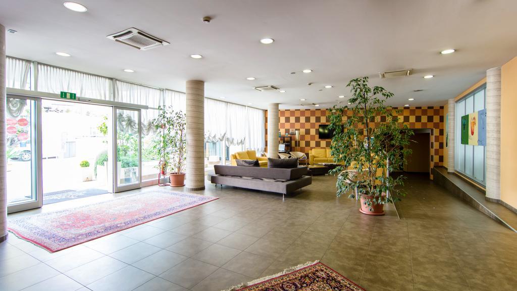 Hotel Concorde Camerano Esterno foto